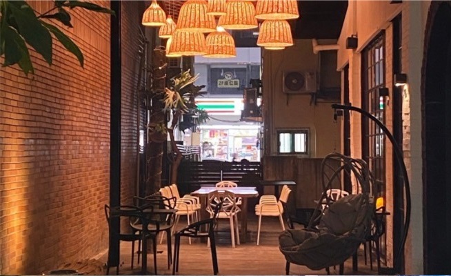 巷子餐酒館 宵夜文青美店