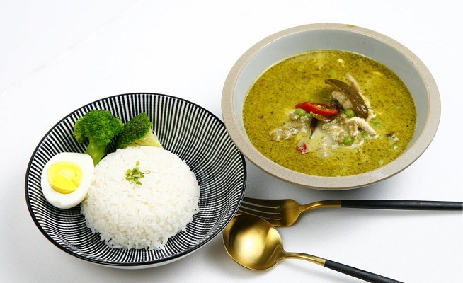 湄南河泰式庭園餐廳